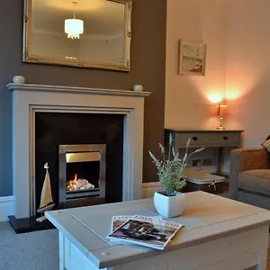 Sandpiper Apartment Whitby
